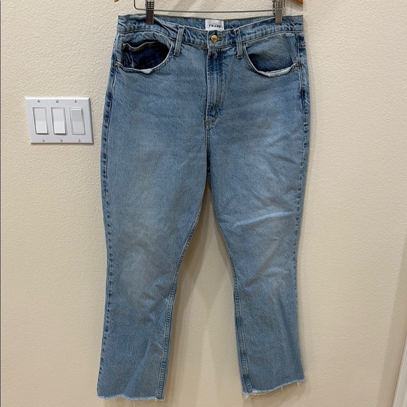 Frame Denim Jeans Fray Hem—GREAT!! Zipper Closure—Excellent condition! Size 32 - Picture 1 of 7